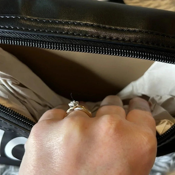 New! Michael Kors crossbody bag - Picture 7 of 10